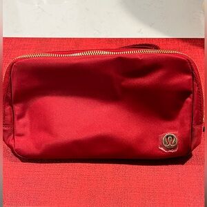 LULULEMON AUTHENTIC LUNAR NEW YEAR EVERYWHERE BELT CROSSBODY BAG